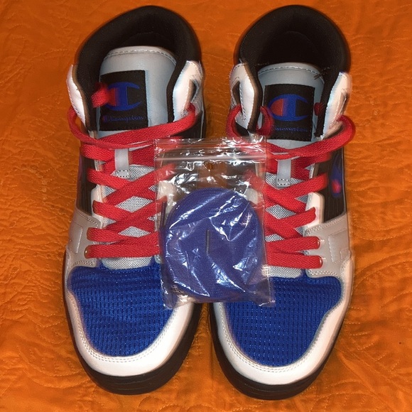 BLUE AND RED CHAMPION - Picture 6 of 7